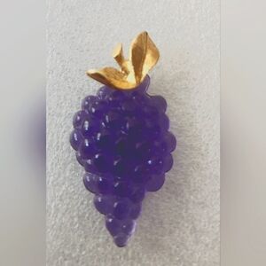 1981 Avon 3-Fruit Interchangeable/Convertible pin. Vintage. Perfect.